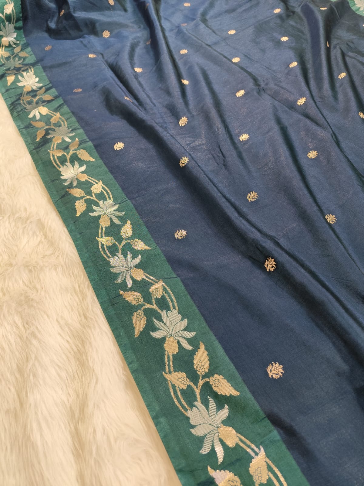 Bottle Green Raw Mango Banarasi Saree